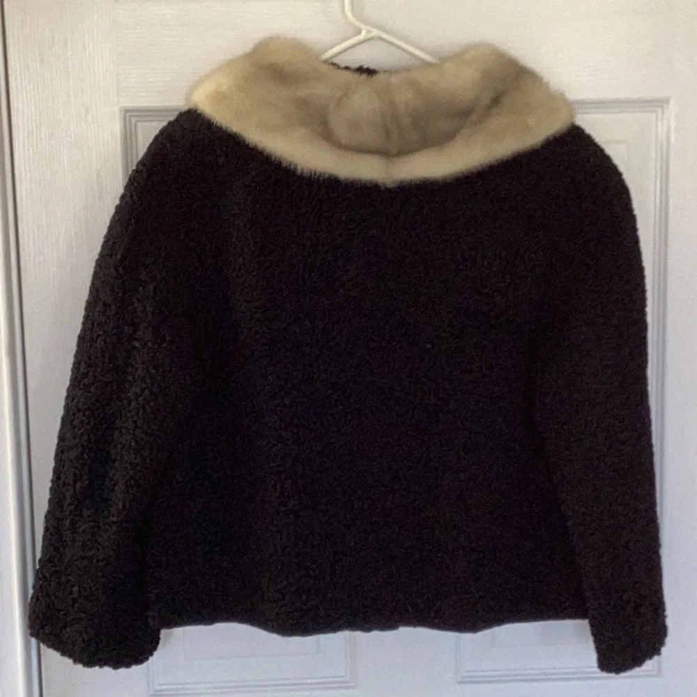 Vintage Persian curly lamb coat with mink collar - Picture 3 of 4